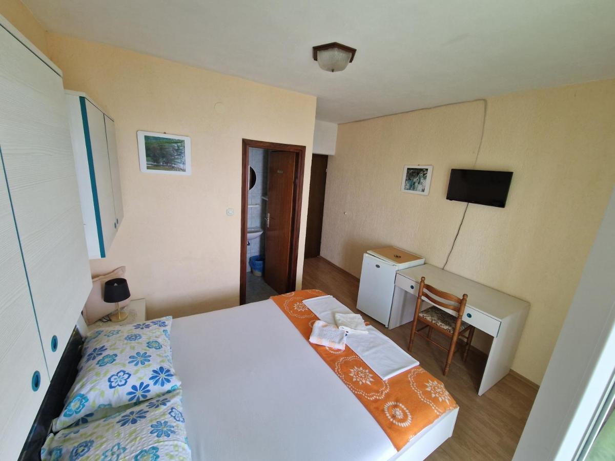 Rooms Anita Sibinj Sibinj Krmpotski Exterior foto